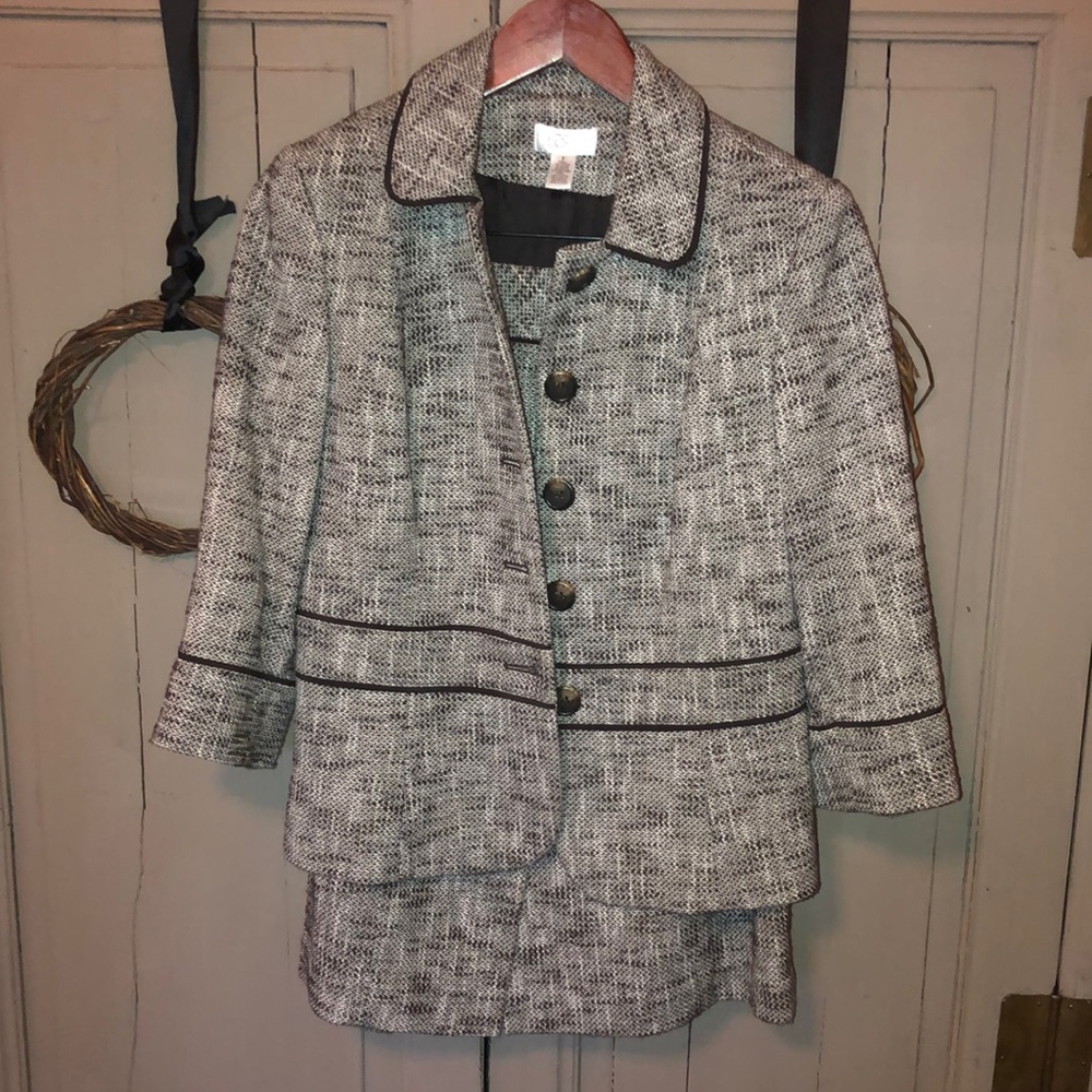 LOFT Tweed Suit set gently used